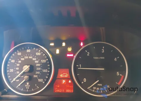 2011 BMW X5 xDrive35D z USA, uszkodzony, nr VIN 5UXZW0C52BL656004